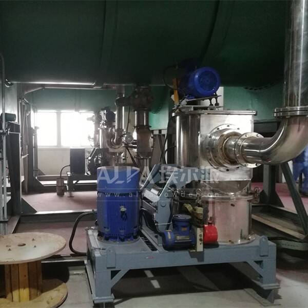 吳江市某顏料廠 采購CSM系列顏料粉碎機(jī)